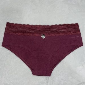 La vie en rose panties brand new